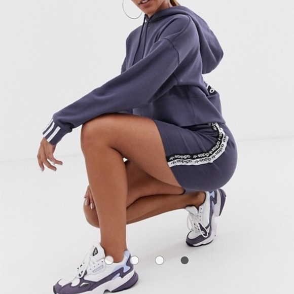 ADIDAS Originals RYV Bodycon Ribbed Mini Skirt Medium NWT - Picture 2 of 8